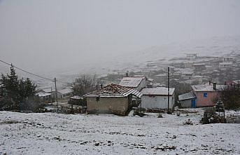 Tokat'ta yüksek kesimlerde kar etkili oluyor