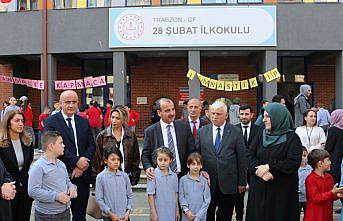 Trabzon Milli Eğitim Müdürü Hasan Uygun'dan Of'taki okullara ziyaret