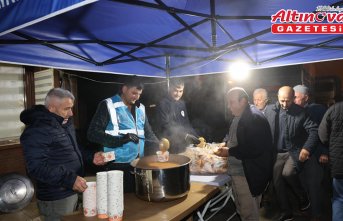 Vezirköprü'de pazar yerlerinde sıcak çorba ikramı sürüyor