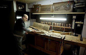 Ailesinin 100 yıldır yaptığı oymacılık bitmesin diye mesleği evinin kilerinde sürdürüyor