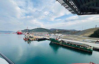 AK Parti heyeti Seven Vega gemisinde incelemelerde bulundu