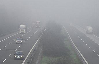 Anadolu Otoyolu'nun Düzce geçişinde sis etkili oldu