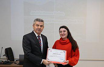 Artvin'de sigara bırakanlara teşekkür belgesi verildi