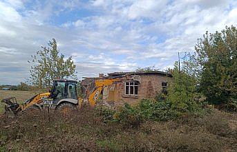 Bafra'da 2020 yılından bu yana 64 metruk yapı yıkıldı