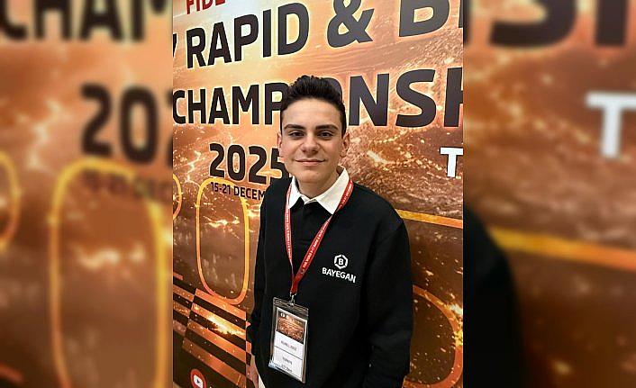 Bayegan Vakfından milli satranç sporcusu büyükusta Ediz Gürel'e destek