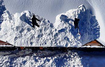 Bolu Dağı'nda kar yağışıyla oluşan manzara havadan görüntülendi