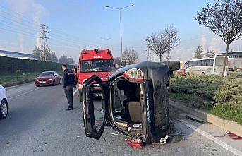 Bolu'da devrilen otomobilin sürücüsü yaralandı
