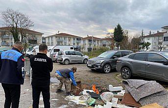 Düzce'de çevreyi kirlettiği tespit edilen kişiye kirlettiği alan temizlettirildi