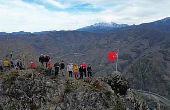Güce'de şehitlere vefa yürüyüşü düzenlendi