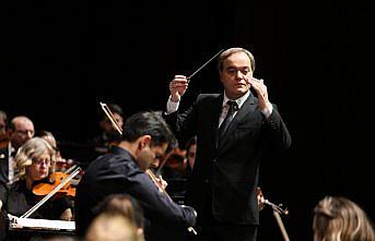 İstanbul Devlet Senfoni Orkestrası keman virtüözü Robert Lakatos'u ağırladı