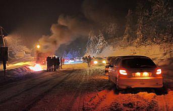 Karabük'te kar yağışı sürüyor