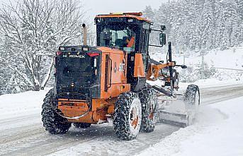 Kastamonu'da yüksek rakımlı bölgeler yoğun kar yağışı altında