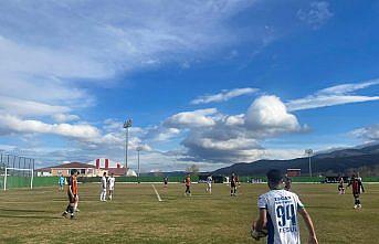 Ladik Belediyespor sahasında Karabük Eflanispor ile berabere kaldı
