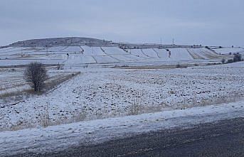 Ortaköy'de kar etkili oldu