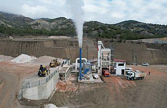 Osmancık Belediyesi kendi ürettiği asfaltı kullanmaya başladı