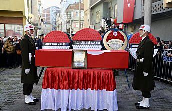 Rahatsızlanarak vefat eden asker memleketi Giresun'da toprağa verildi