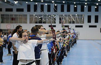 Salon Okçuluk Türkiye Şampiyonası Samsun'da başladı