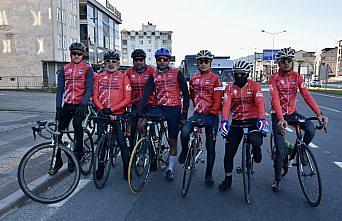 Sarıkamış şehitlerini anmak için İstanbul'dan yola çıkan bisikletliler Giresun'da