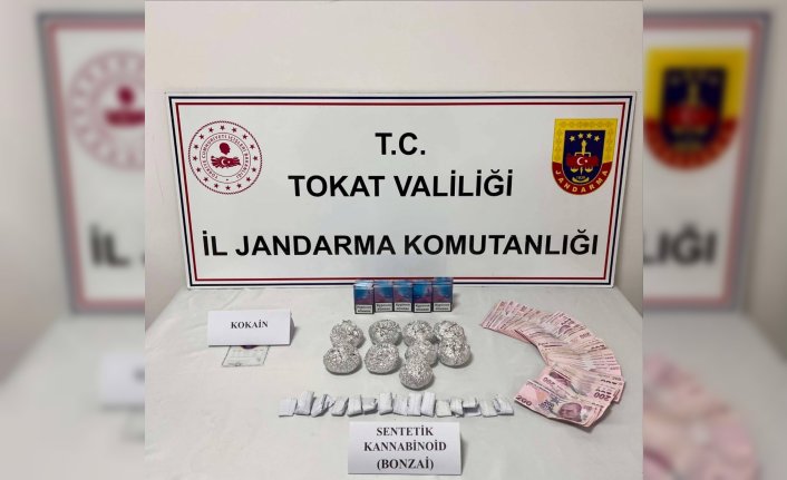 Tokat'ta uyuşturucu operasyonunda 5 kişi yakalandı