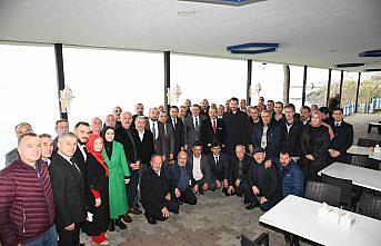 Trabzon Büyükşehir Belediye Başkanı Genç, Vakfıkebir'de muhtarlarla buluştu