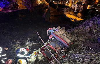 Trabzon'da otomobilin şarampole devrildiği kazada 1 kişi öldü, 3 kişi yaralandı