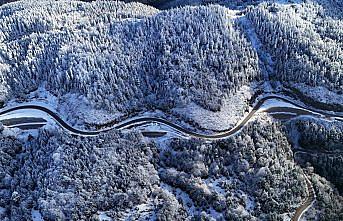 Yaralıgöz Dağı'ndaki kar ve sis dron ile görüntülendi