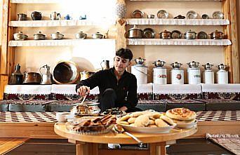 17 yaşındaki gencin anneanne ve babaannesinin tarifleriyle yaptığı yemekler ilgi görüyor