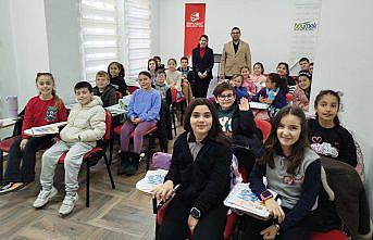 Boyabat’ta öğrencilerine yönelik ingilizce ve matematik kursu açıldı