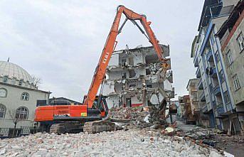 Canik'te Soğuksu Kentsel Dönüşüm Projesi kapsamında 741 binanın yıkımı sürüyor