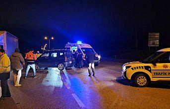 Çorum'da otomobille hafif ticari aracın çarpıştığı kazada 5 kişi yaralandı