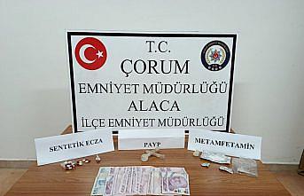 Çorum'da üzerlerinde uyuşturucu bulunan 4 kişi gözaltına alındı
