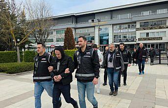 Düzce merkezli dolandırıcılık operasyonunda 5 zanlı tutuklandı