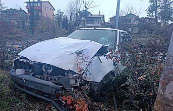 Karabük'te kamyonet ile otomobilin çarpıştığı kazada 3 kişi yaralandı