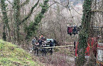 Karabük'te şarampole devrilen otomobilin sürücüsü öldü