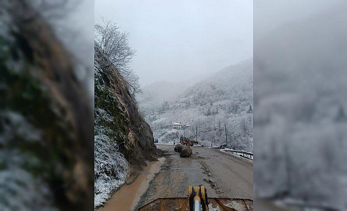 Şalpazarı'nda heyelan meydana geldi