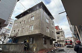 Samsun'da evin çatısında çıkan yangın söndürüldü