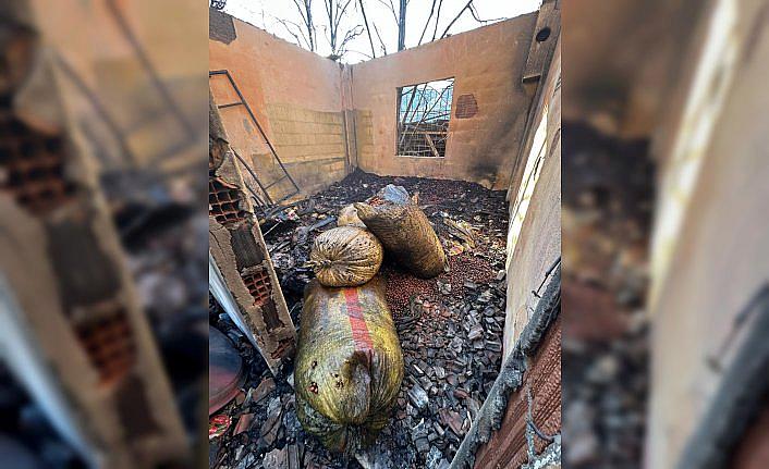 Tokat'ta tek katlı ev yandı