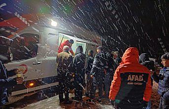 Tokat'ta yolda kalanlara çorba ikramı