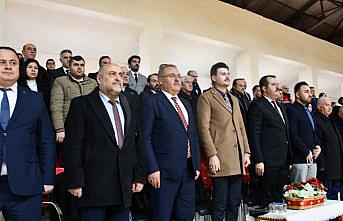 Vezirköprü'de okul sporlarında dereceye giren öğrencilere ödül