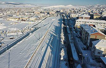 Yeşilyurt ilçesinde kış manzaraları havadan görüntülendi