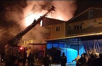 Zonguldak'ta bir evin çatı katında çıkan yangın söndürüldü