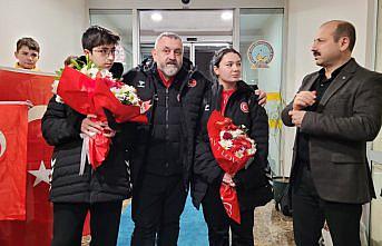 Bulgaristan'daki şampiyonada altın madalya kazanan milli atıcı, Samsun'a döndü