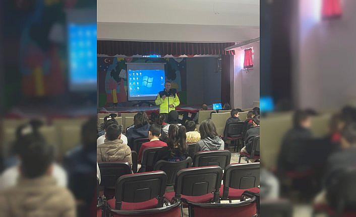 Çorum'da öğrencilere trafik eğitimi verildi