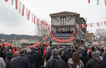 Cumhuriyet Halk Partisi Osmancık İlçe Teşkilatının yeni hizmet binası açıldı