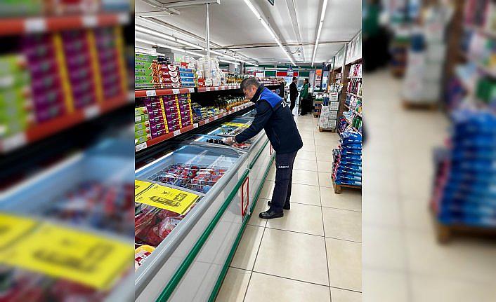 Gümüşhacıköy'de zabıta ekiplerinden denetim