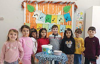 Kargı'da anasınıfı öğrencileri iftar için yoğurt mayaladı