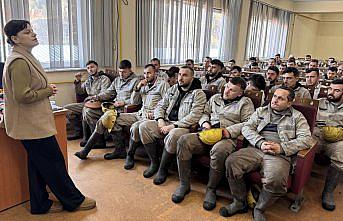 Maden işçilerine sanal kumar bağımlılığıyla mücadele bilinci kazandırılıyor