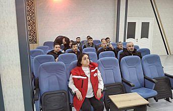 Salıpazarı'nda din görevlilerine “Kahverengi kokarca“ ile mücadele eğitimi verildi