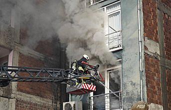 Yakakent'te pansiyonda çıkan yangın söndürüldü