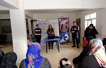 TOGÜ ve jandarma iş birliğiyle kırsalda finansal okuryazarlık eğitimi veriliyor